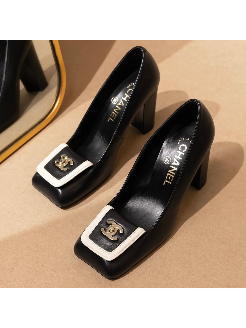 Chanel 26S Blazy Black White Square Toe Turnlock Gold CC Logo Block Heel Pump 40